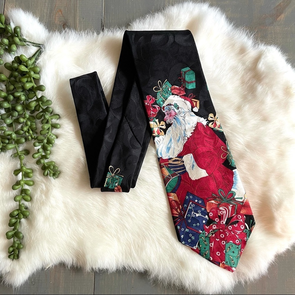 Vintage Christmas Ho Ho Ho Tie Silk Santa Presents
